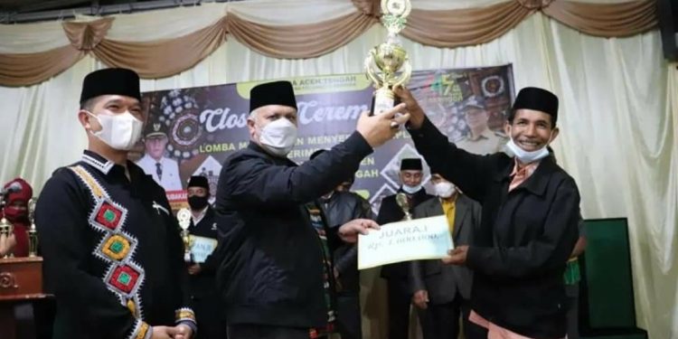 Aceh Tengah Gelar Lomba Adat: Melengkan dan Serah Terima Rempele
