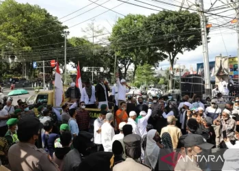 Aliansi Umat Islam Minangkabau beraksi minta Menag dicopot