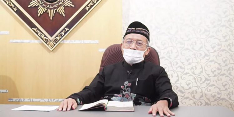 Larangan Keras Menyembunyikan Ilmu dan Hukum Allah