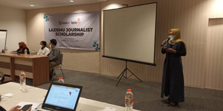Respon Tantangan Disrupsi Digital Lazismu Gelar Journalist Scholarship