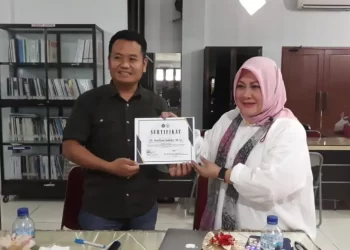 Bedah Buku Perpustakaan Unismu Makasar: Dinamika Sosial Masyarakat Urban