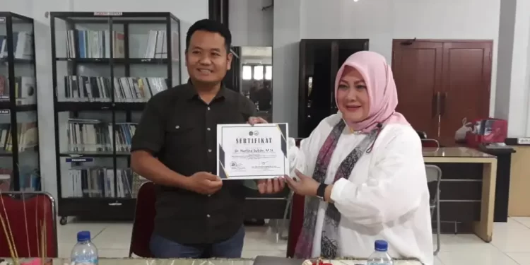 Bedah Buku Perpustakaan Unismu Makasar: Dinamika Sosial Masyarakat Urban