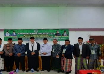 H. Arifin Sihite dan Safran Rizal Hutagalung Pimpin DP MUI Humbang Hasudutan