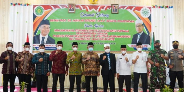 Menko PMK Kunjungi Ponpes Muhammadiyah Al-Kautsar Payakumbuh