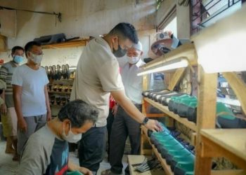 Dorong Kebangkitan Perajin Sepatu, Walikota Medan Minta ASN Menggunakan Produk Lokal