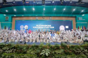 Ratusan Pelajar SMA Negeri 10 Pekanbaru Bergembira di Kampus UMSU