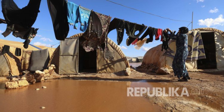 Pengungsi Arab: Warga Ukraina Diterima di Eropa, Kami Masih di Tenda