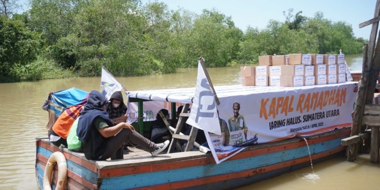 ACT Antarkan Ratusan Paket Pangan untuk  Warga Pulau Jaring Halus