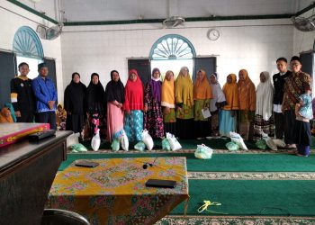 PC Aisyiyah Sei Bamban Bersama LazisMu Santuni 60 Fakir Miskin