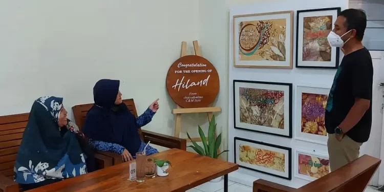Pameran Kaligrafi Ecoprint, Tiga Perempuan Kreatif Menghijaukan Ramadhan