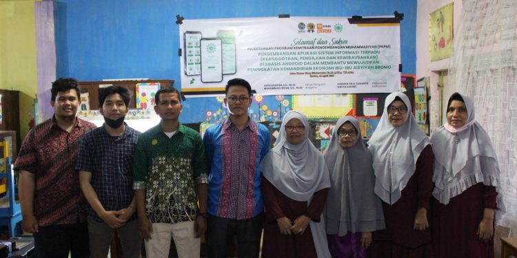 Dosen UMSU Sosialisasikan Aplikasi ” Aisyiyah KU Bromo” Bantu Kewirausahaan Anggota