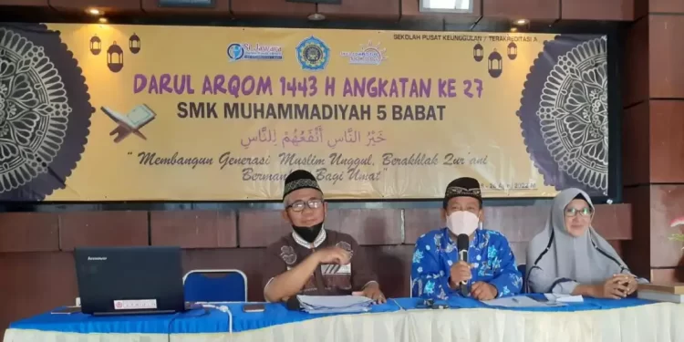 Menjadi Pribadi Muslim yang Khaira Ummah