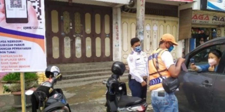 Pemko Pematangsiantar Terapkan Pembayaran Parkir Nontunai