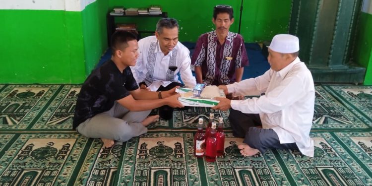 PDM Padangsidimpuan Bagikan Takjid ke Ranting Muhammadiyah