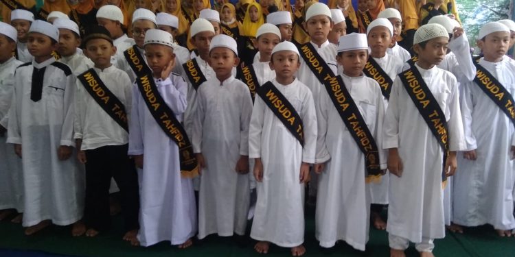Sukses Gelar Tahfidz Camp, Kini SDM Muhammadiyah 08 Lakukan Wisuda Tahfidz