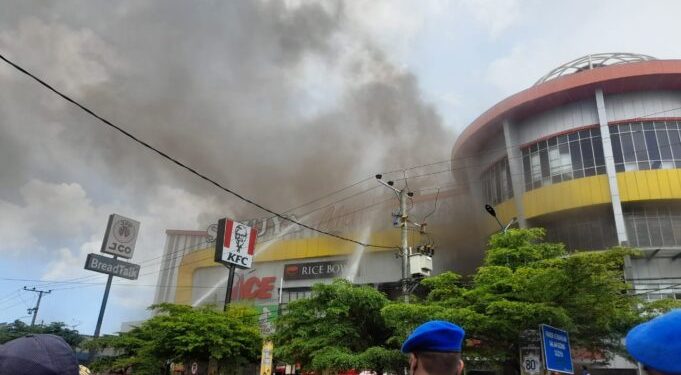 Banda Aceh Berduka, Suzuya Mall Terbakar