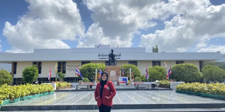 Ahda Mutiari Hifdhi, Mahasiswa UMM yang Menghabiskan Ramadan di Negeri Gajah Putih