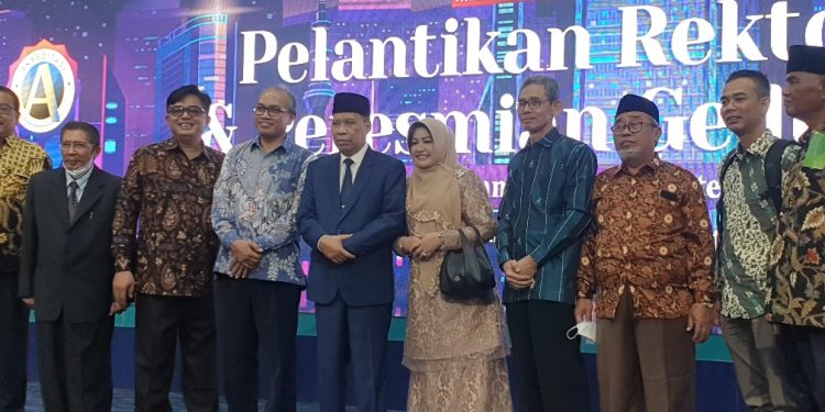 Tiga Tokoh Muhammadiyah Aceh Hadiri Pelantikan Rektor UMSU