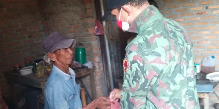 Milad ke-90, PCPM Batang Kuis Bagi 100 Paket Sembako