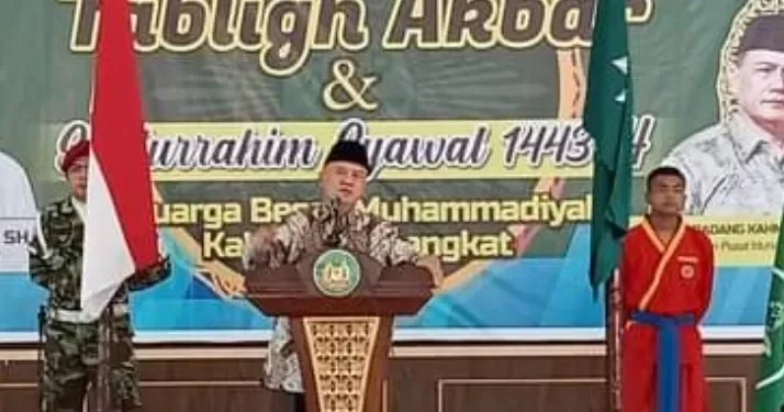 Ketua PPM Dadang Kahmad  Isi Tabligh Akbar dan Kunjungi Pesantren Kwalamadu
