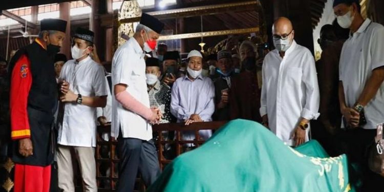 Ganjar Pranowo Sebut Buya Syafii Maarif Sosok Luar Biasa dan Bapak Bangsa