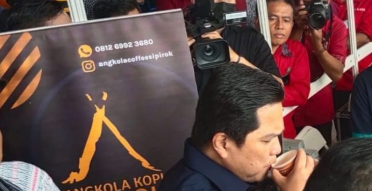 Menteri BUMN Erick Thohir seruput Kopi Arabika Sipirok