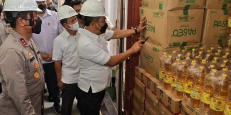 Bareskrim Gagalkan Penyeludupan Delapan Kontainer Minyak Goreng