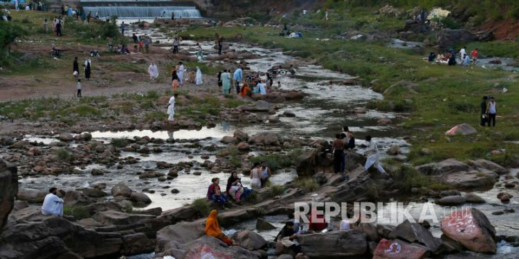 Suhu di Pakistan Hampir 50 Derajat Celcius