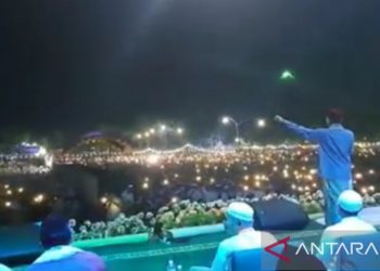 Abdul Somad Disambut Meriah di Sumenep Madura