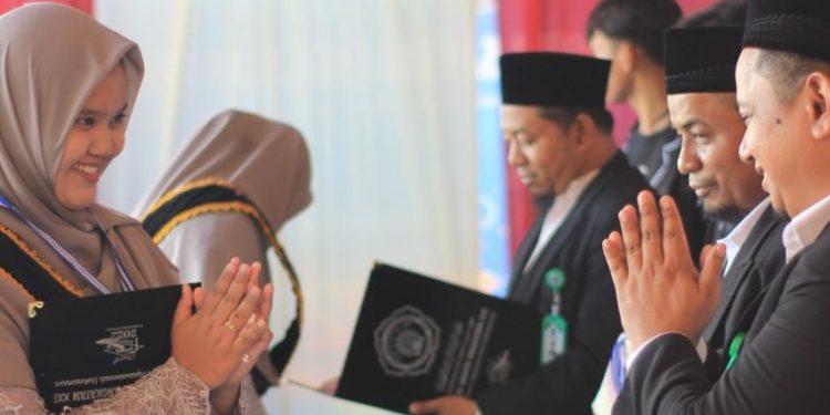Lulusan Dayah Modern Ihyaaussunnah Lhokseumawe  Cetak Santri Unggul