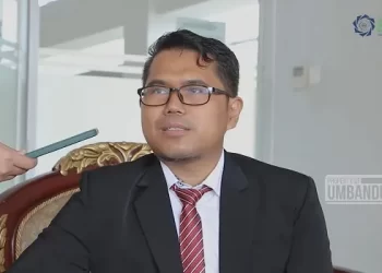 Tips Menulis Buku Menurut Roni Tabroni: Jadikan Ibadah