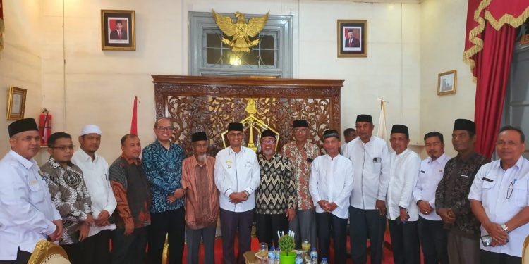PW Muhammadiyah Aceh Temui Bupati Selesaikan Persoalan Pembangunan Masjid Taqwa Sangso Samalanga