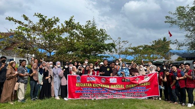 STMS Alumni SMUN 10 Medan dan UMSU Gelar Khitanan Massal