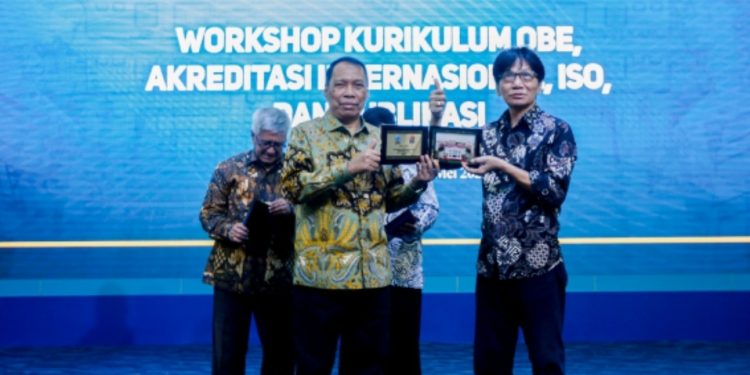 UMSU Gelar Workshop Kurikulum OBE, Akreditasi Internasional, ISO dan Publikasi