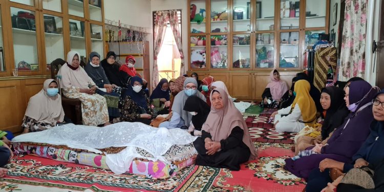 Berpulangnya Hj. Rusydiyah, Rektor UMSU Prof. Dr. Agussani Sampaikan Dukacita