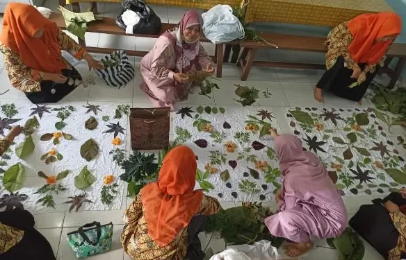 Pelatihan Ecoprint Tumbuhkan Kreativitas ‘Aisyiyah