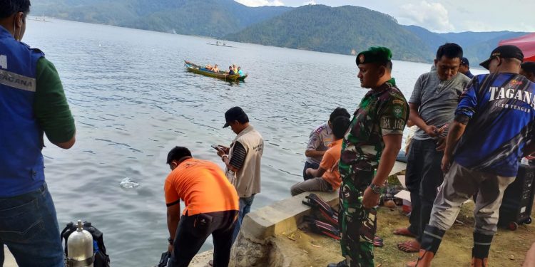 Dua Remaja Menikmati Danau Lut Tawar Tewas Tenggelam