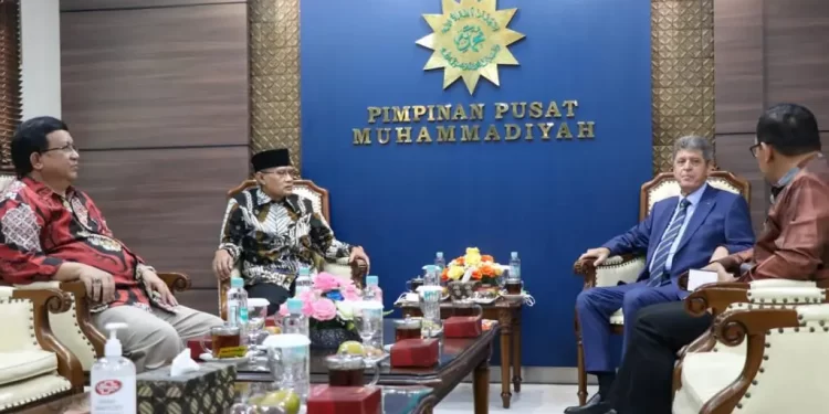 Dubes Palestina Silaturahim ke PP Muhammadiyah