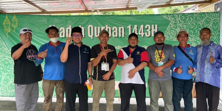 Tenaga Migran Indonesia Bergembira, PCIM Malaysia Kurban 28 Ekor Sapi dan Kambing