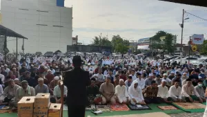 Suasana  Salat Idul Fitri PCM Medan Tembung di Bandar Kupi Medan