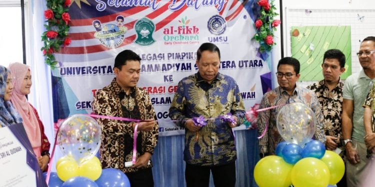 Rektor UMSU Kunjungi Mahasiswa FAI KKN Internasional di Malaysia