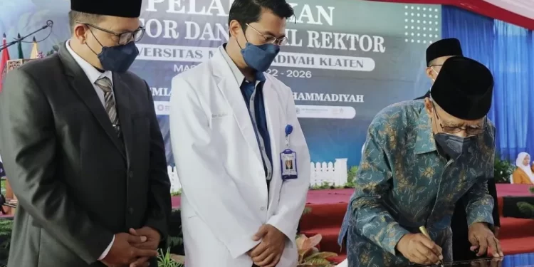 Haedar Nashir Launching 7 AUM Berkemajuan