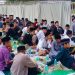 Buka Puasa Asyura Bersama Ala Santri MBS Bireuen di Ruangan Terbuka