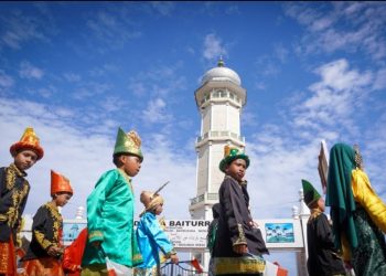 Warga Kota Banda Aceh Antusias Saksikan Pawai Budaya