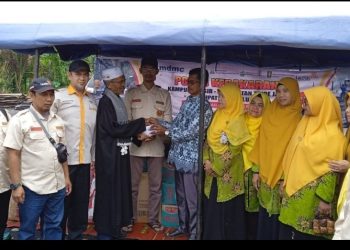 Pemuda Muhammadiyah Gayo Lues Salurkan Bantuan Korban Kebakaran