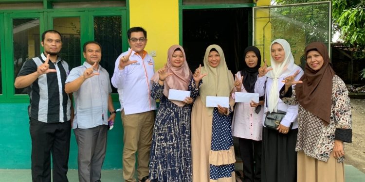 LazisMu Deli Serdang Salurkan Bantuan Biaya Pendidikan