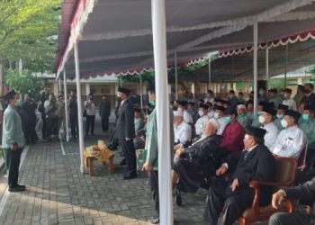 Muhadjir Effendy Memimpin Upacara HUT Kemerdekaan RI ke-77 di Ponpes Al Mukmin Ngruki