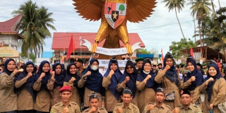 Guru Mts Muhammadiyah Natal Buat Replika Garuda Ramaikan Peringatan HUT RI
