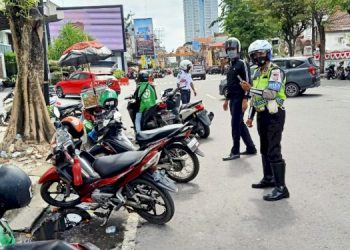 Parkir Sembarangan Kena Tilang Elektronik di Medan