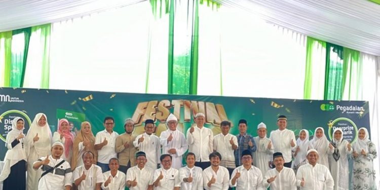 Lima Mahasiswa FAI-UMSU Terima Beasiswa dari PT Pegadaian